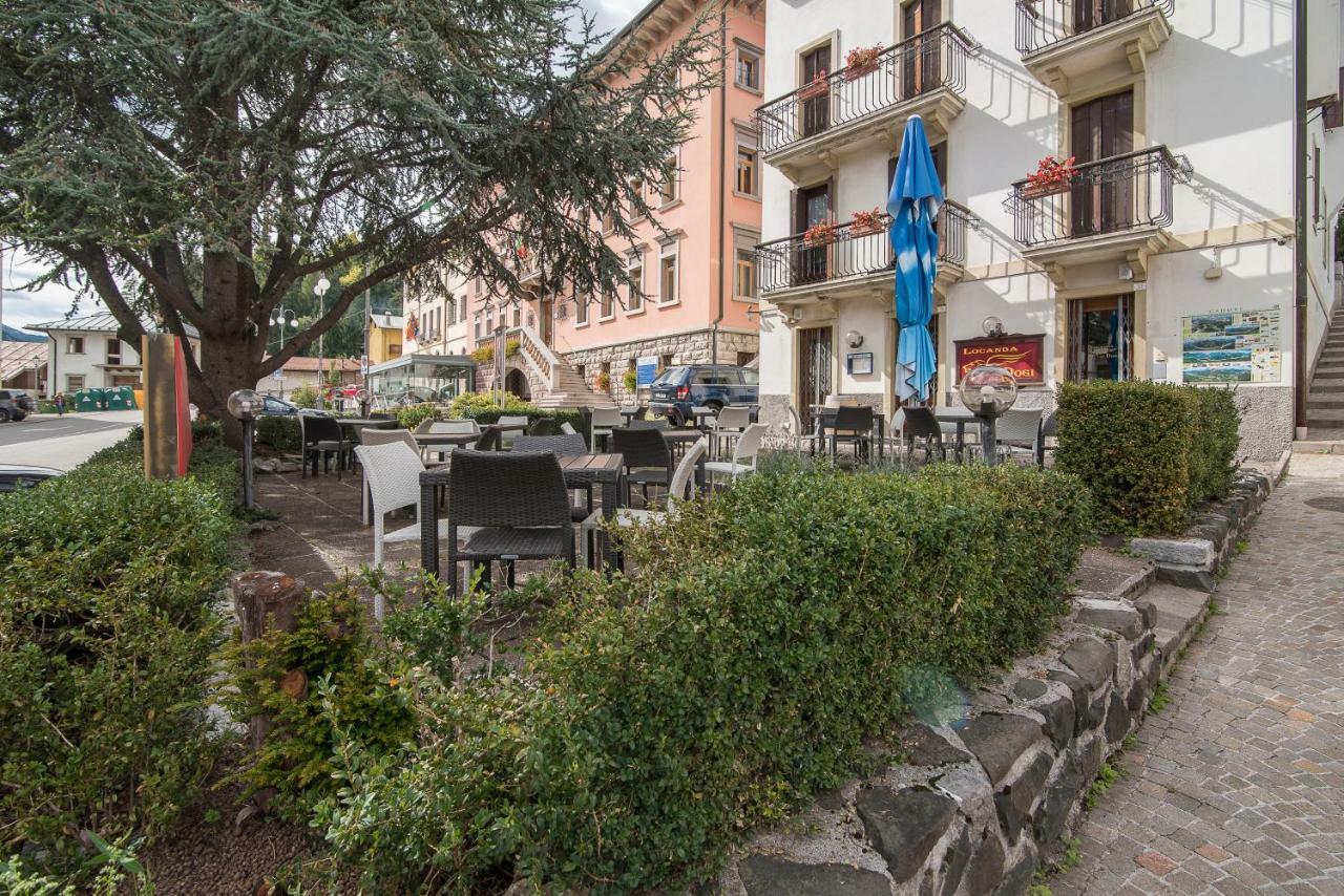 Locanda Ai Dogi Pieve di Cadore Bagian luar foto
