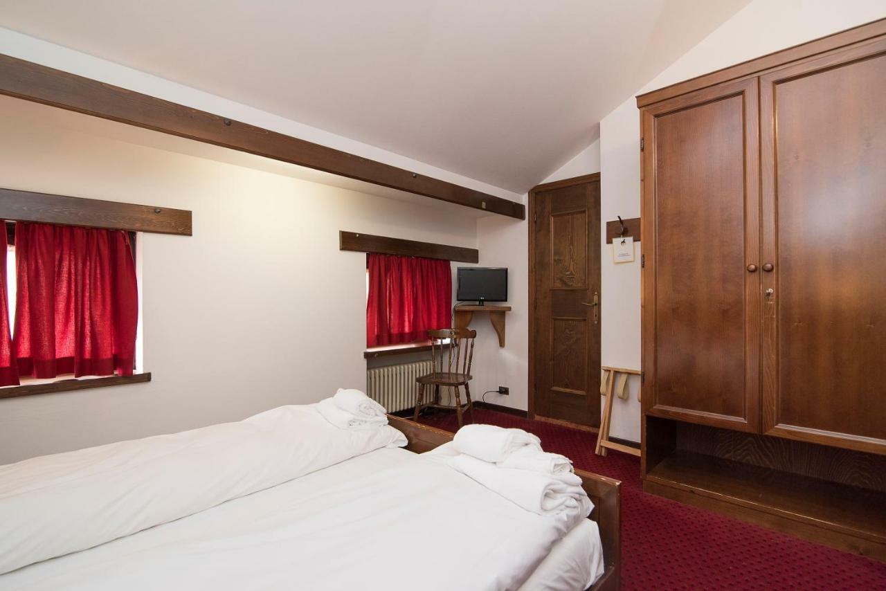 Locanda Ai Dogi Pieve di Cadore Bagian luar foto