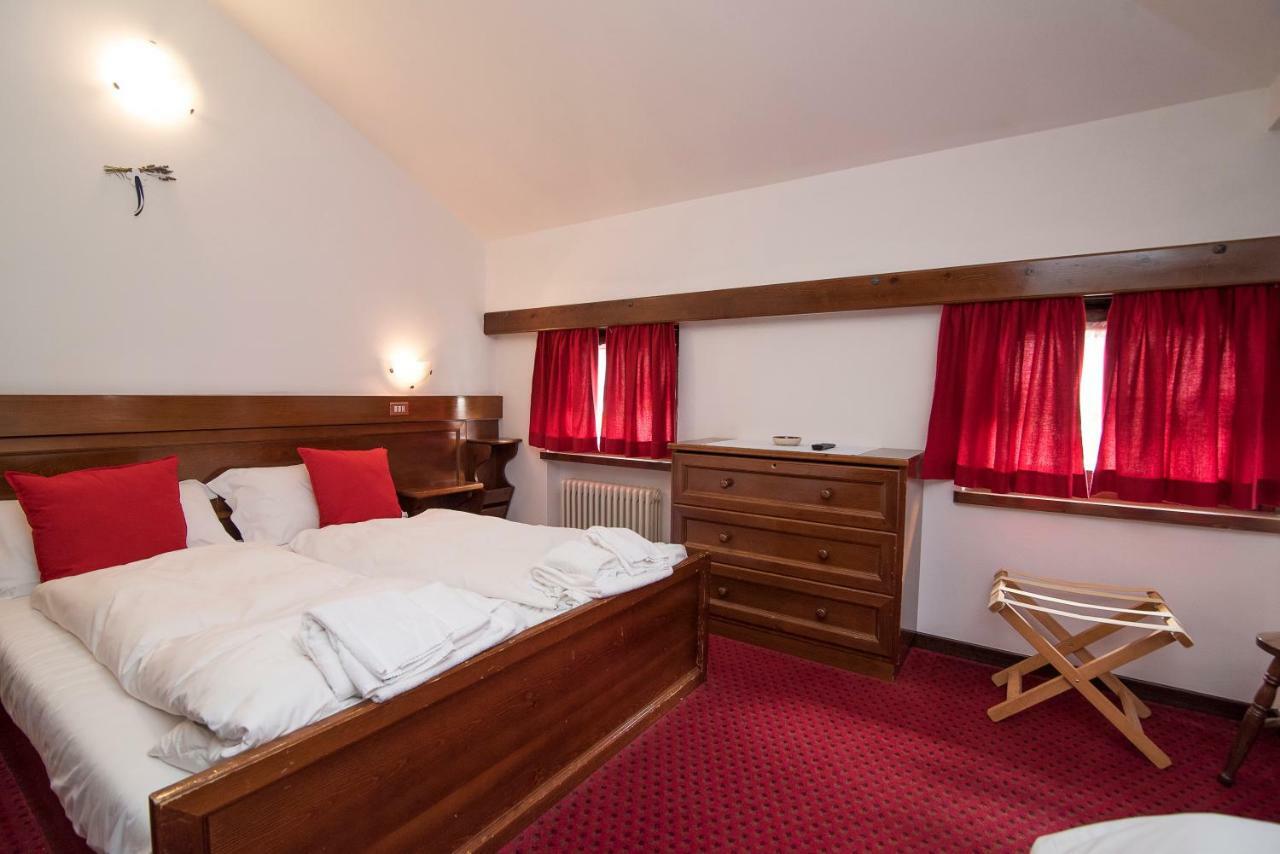 Locanda Ai Dogi Pieve di Cadore Bagian luar foto